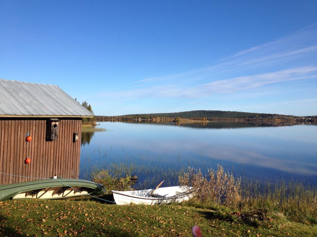 Вілла Lakeside House In Lapland Skaulo Екстер'єр фото