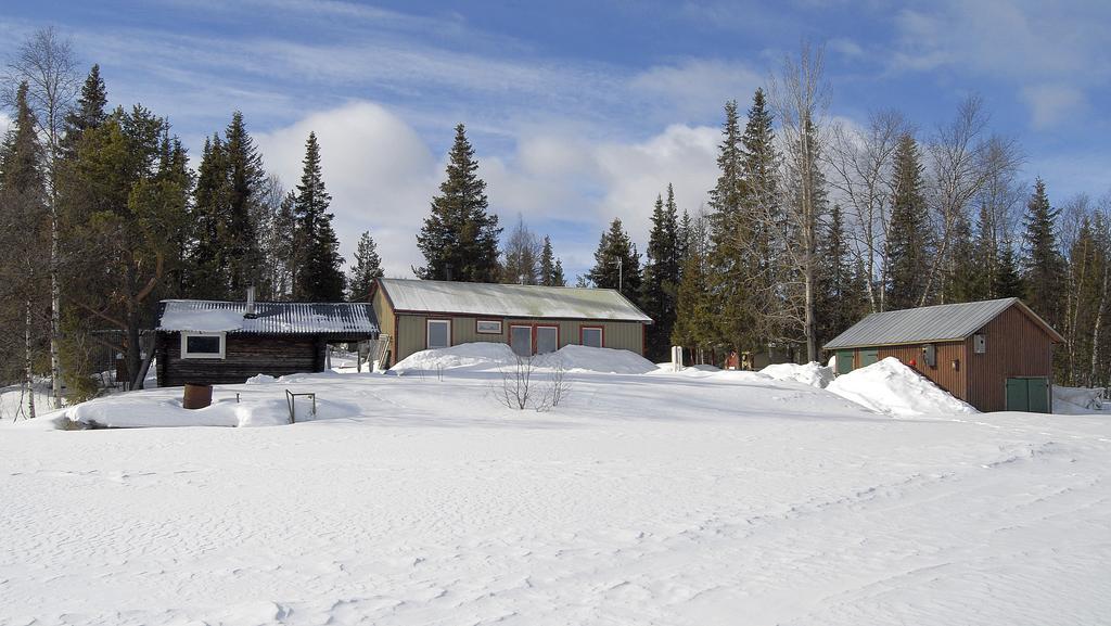 Вілла Lakeside House In Lapland Skaulo Екстер'єр фото